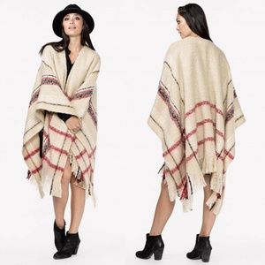 NWT LOVE STITCH Vanilla Plaid Fringed Poncho